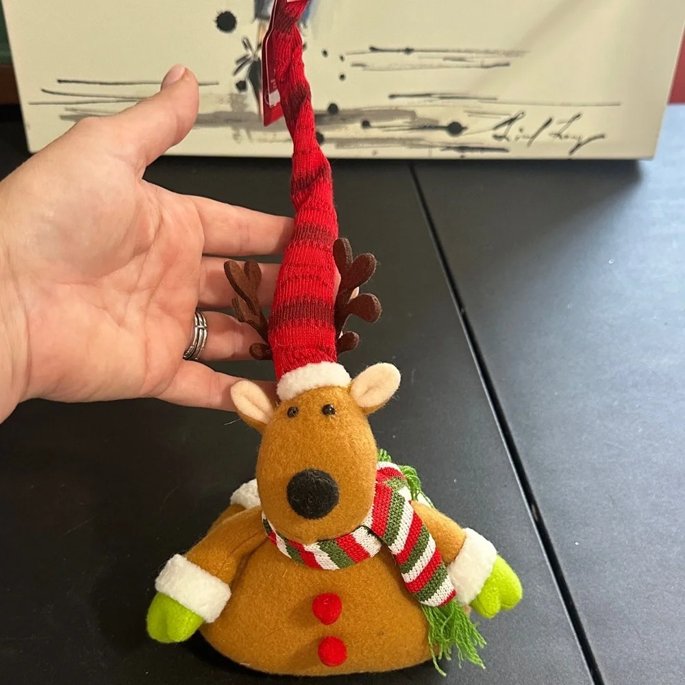 Pier 1 holiday reindeer bottle hugger